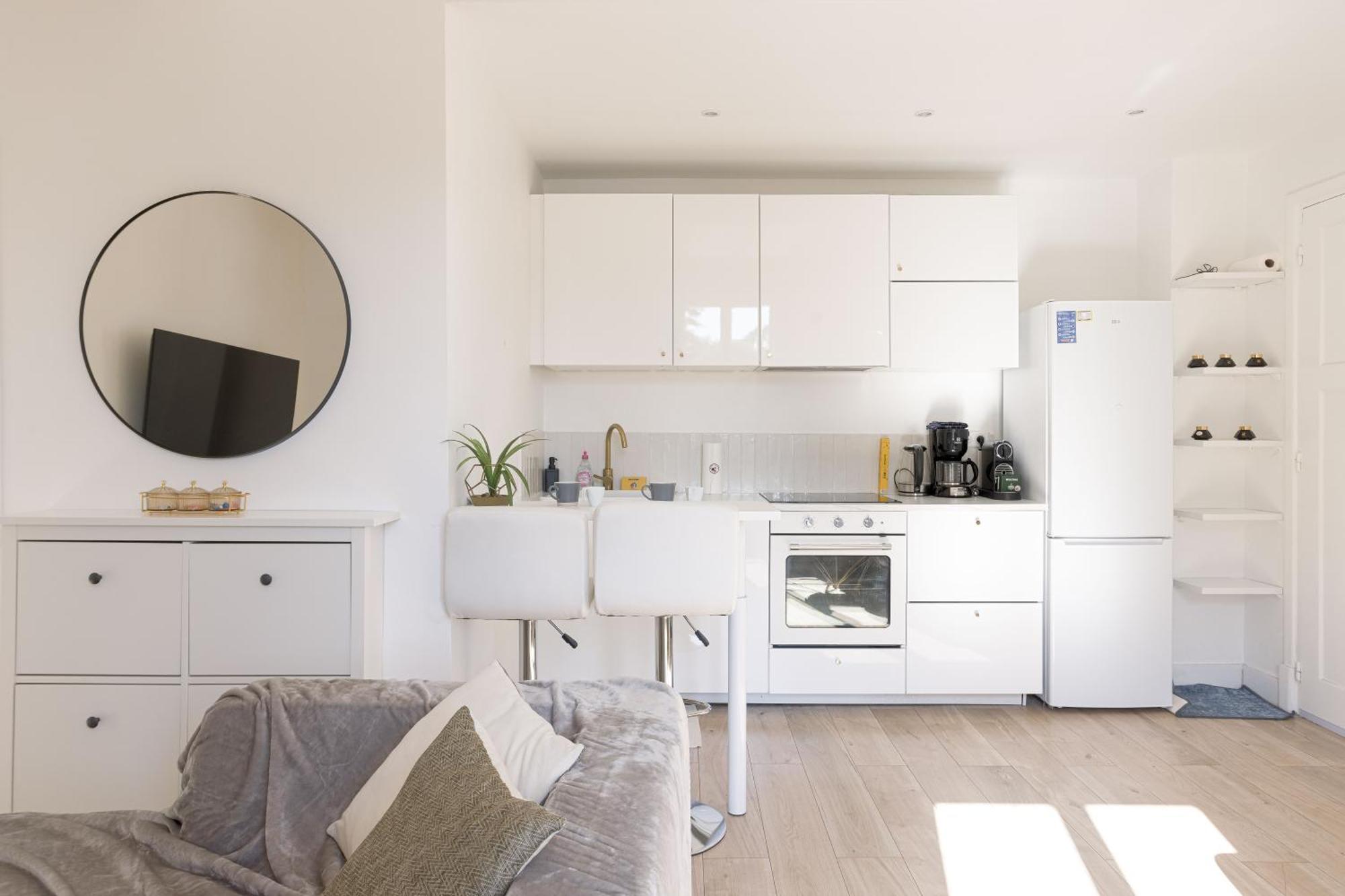 Appartement Asteria - Cosy, Moderne, Clim, 15mn Palais&plages Cannes